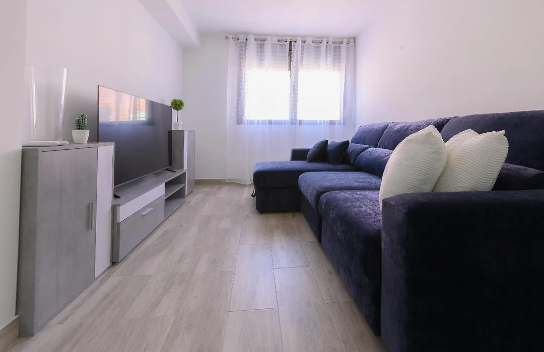 For You Rentals Acogedor apartamento TEMPORAL de un dormitorio en Chamartin MMA323A-1